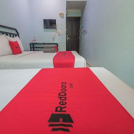 Reddoorz Near Nagoya Citywalk Batam 2 Exterior photo