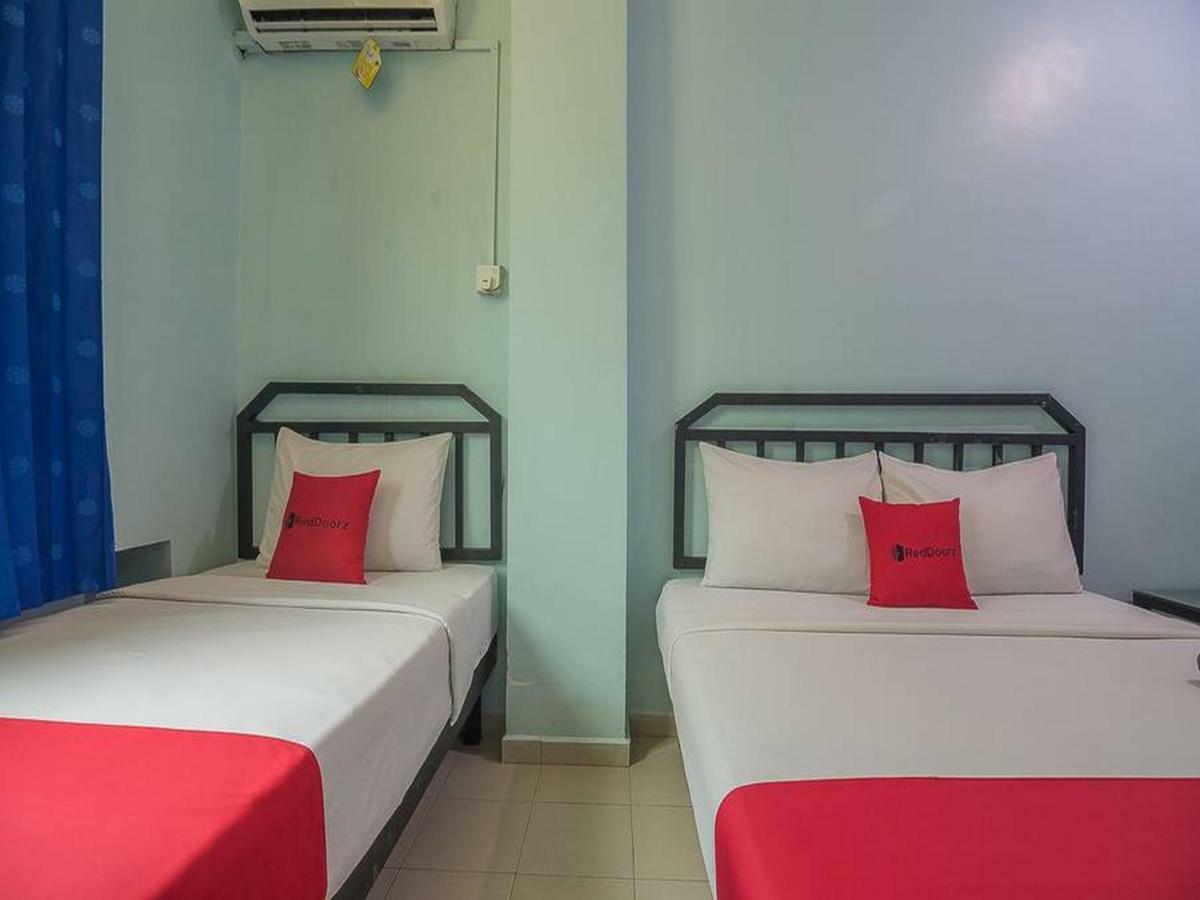 Reddoorz Near Nagoya Citywalk Batam 2 Exterior photo